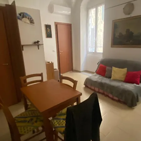 Apartment Insolite Sanremo